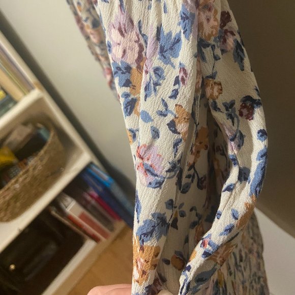 3/$15 American Eagle Floral Off-the-Shoulder Dress - Picture 5 of 9